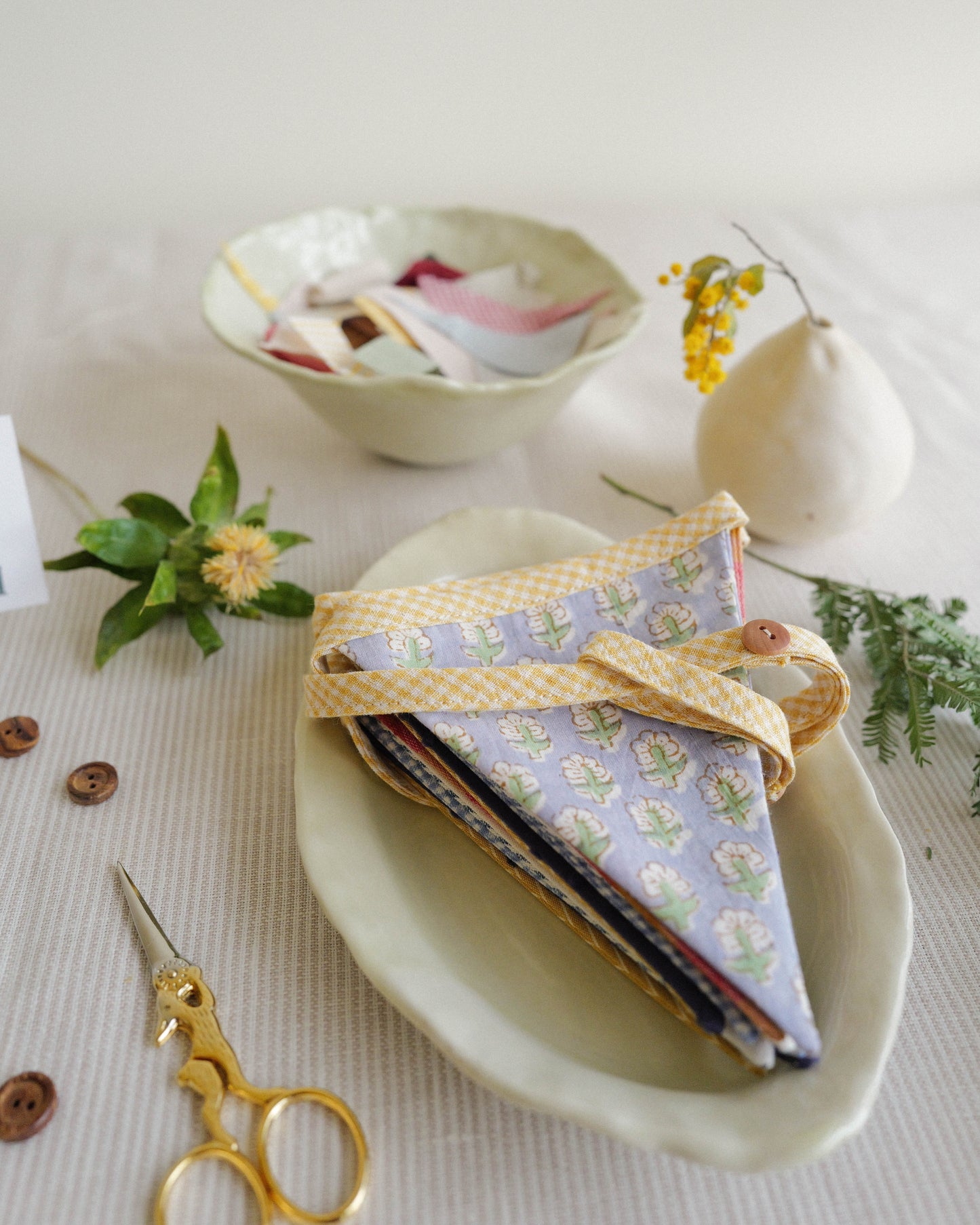 The Clementine Springtime Bunting 01