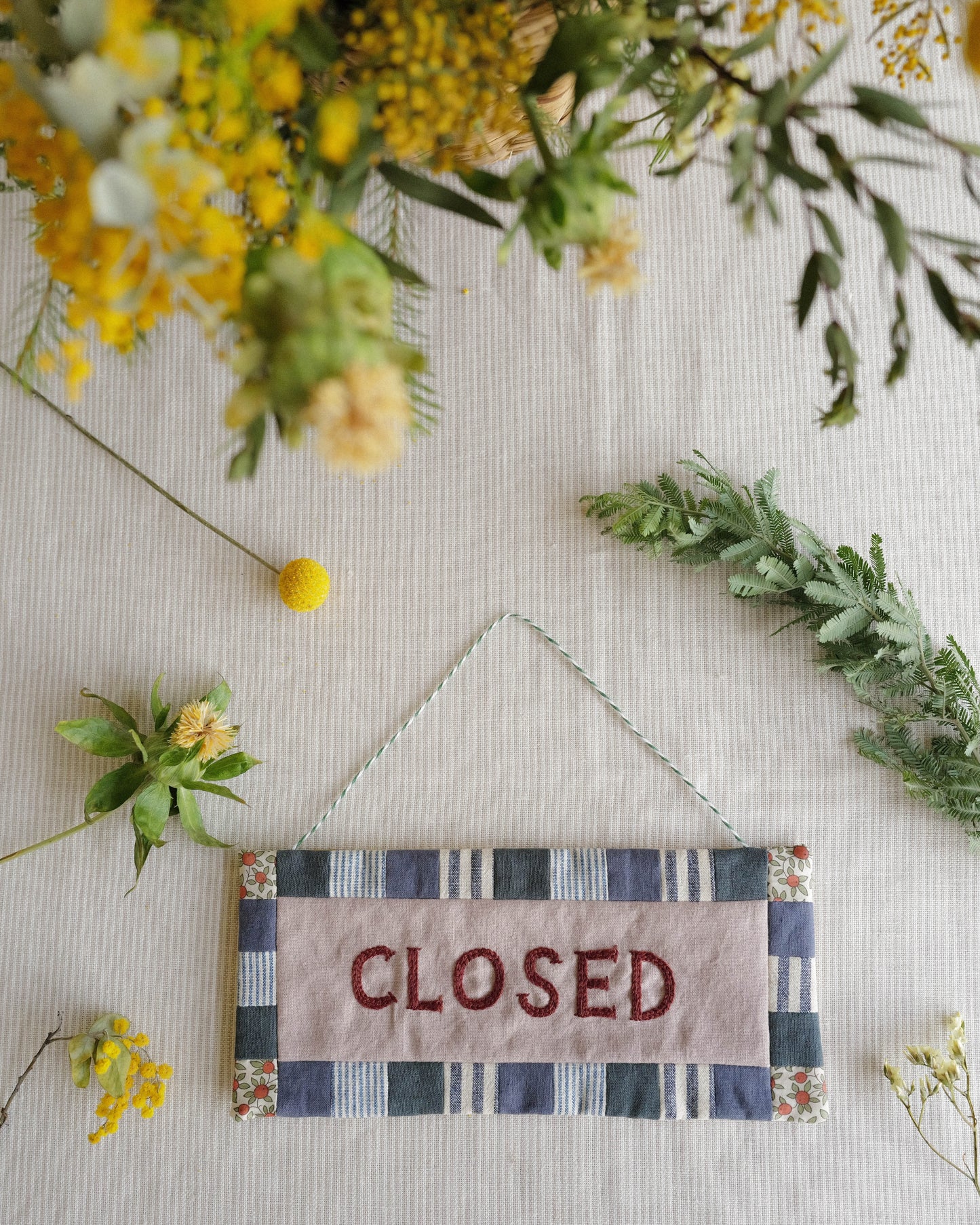 Fabric Sign: open/closed