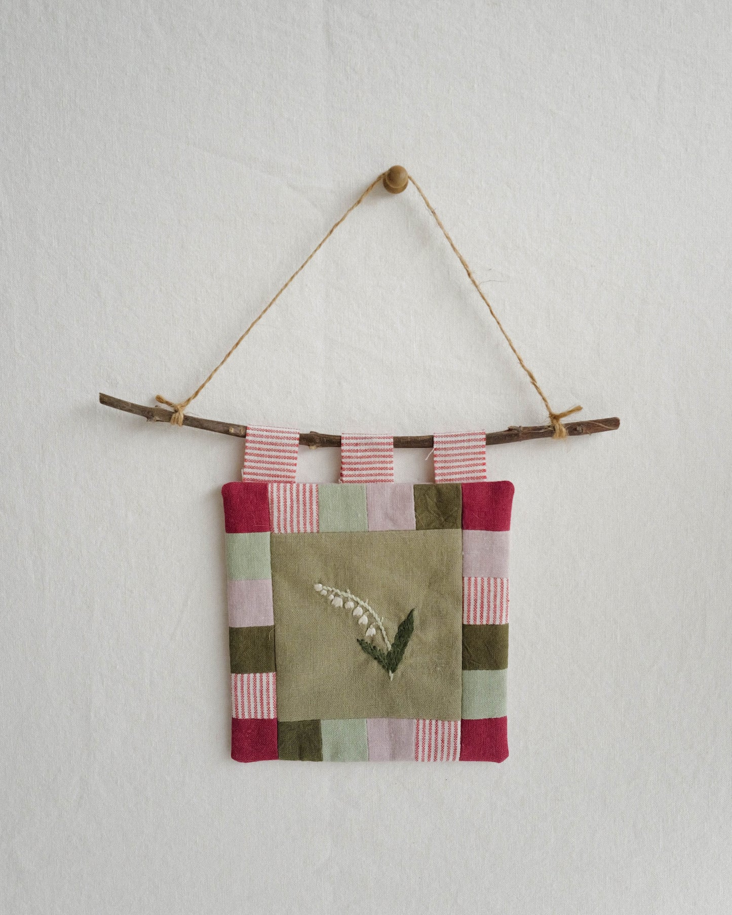 Flora and Fauna Mini Wall Hanging: Lily of the Valley