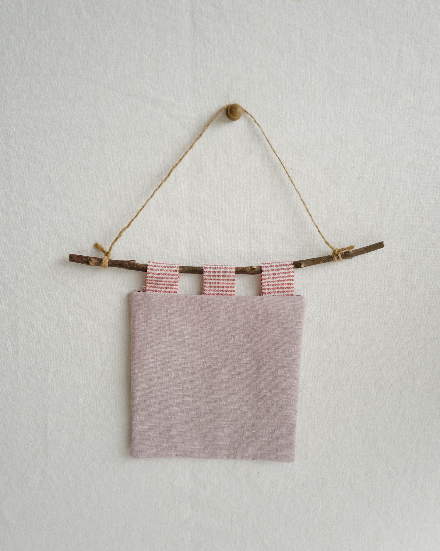 Flora and Fauna Mini Wall Hanging: Lily of the Valley