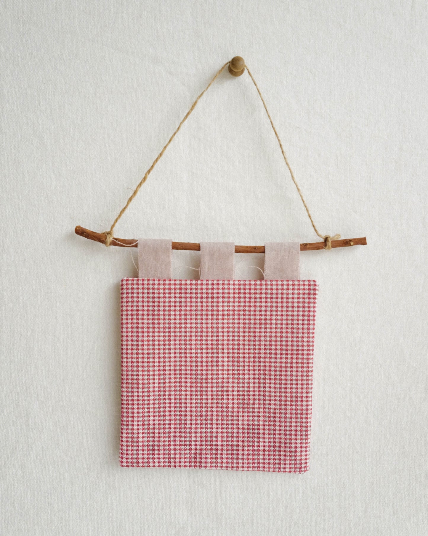 Flora and Fauna Mini Wall Hanging: Snowdrop