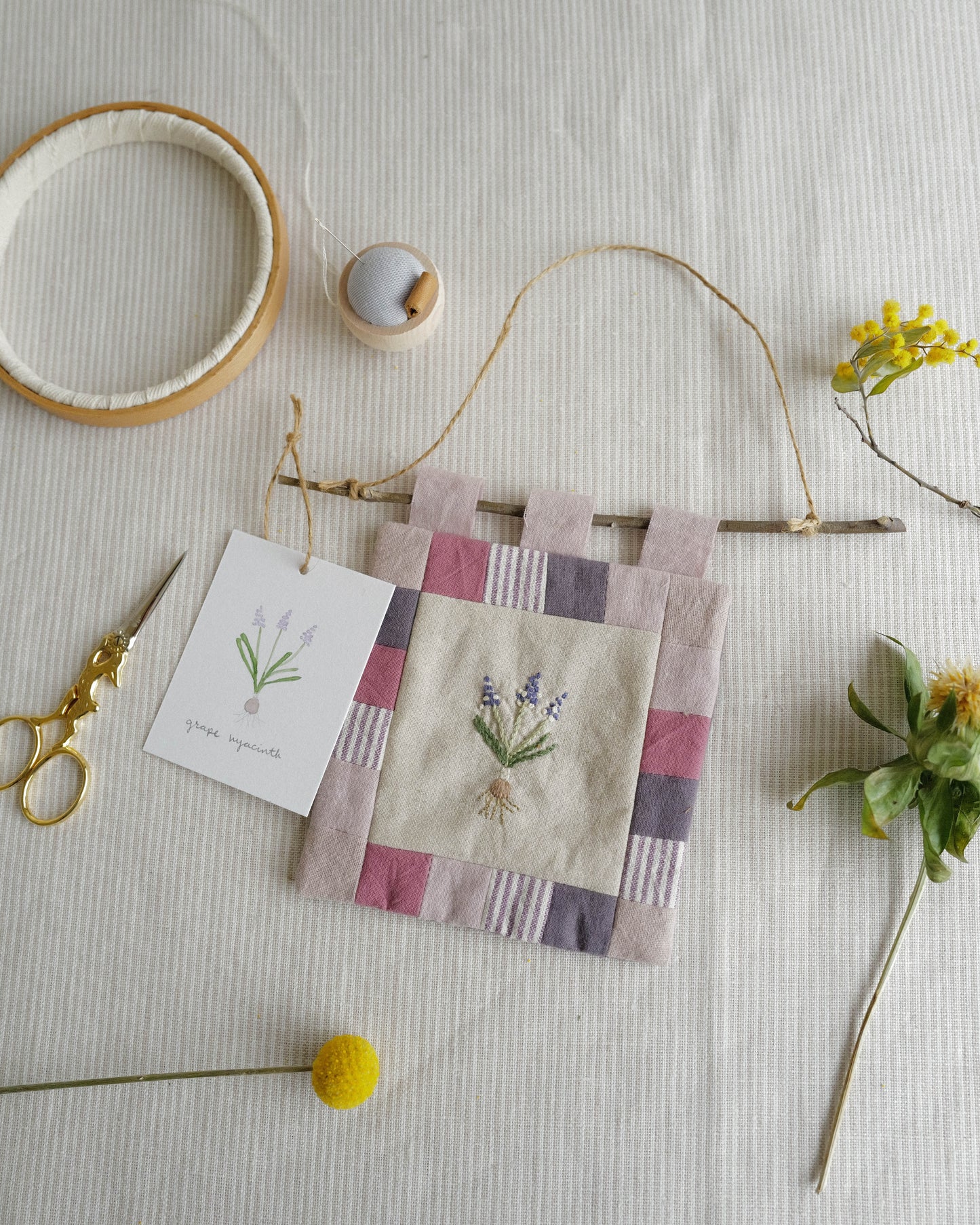 Flora and Fauna Mini Wall Hanging: Grape Hyacinth