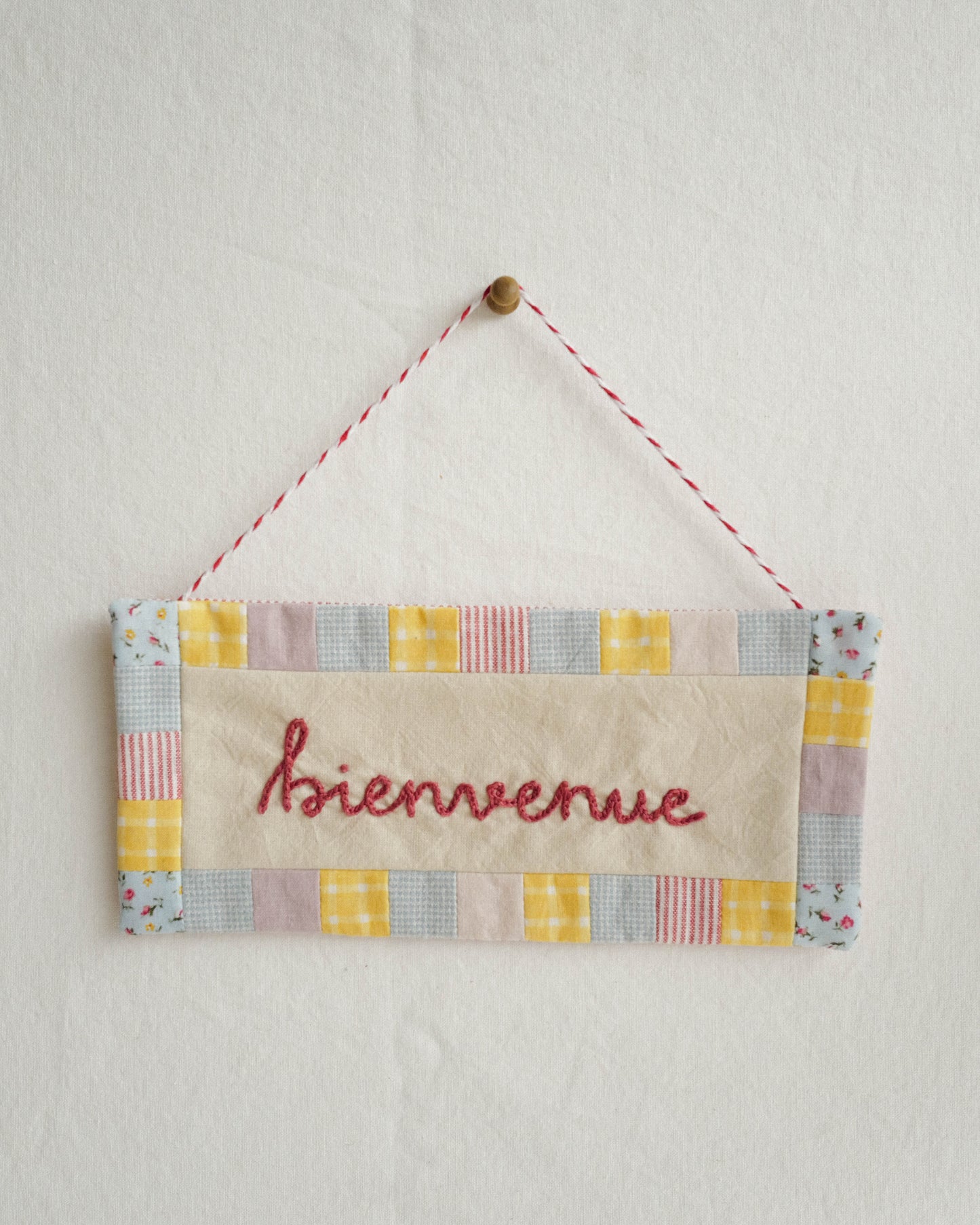 Fabric Sign: bienvenue