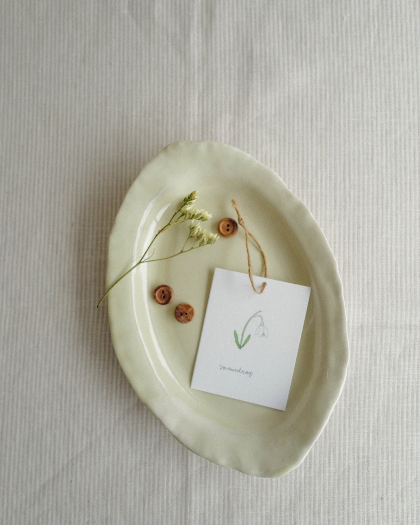 Flora and Fauna Mini Wall Hanging: Snowdrop